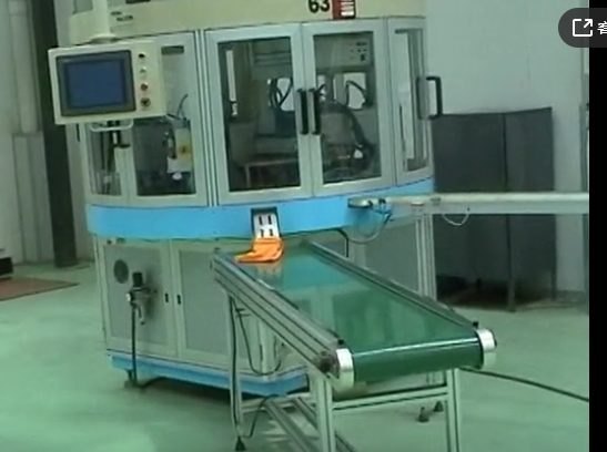 WUTUNG TAILOR MADE PAD PRINTING MACHINE
